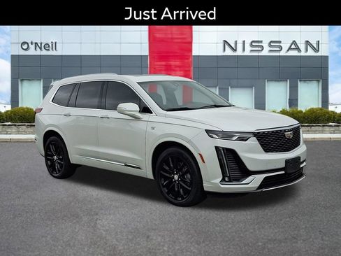Used 2020 Cadillac XT6 Premium Luxury AWD/4WD image 1