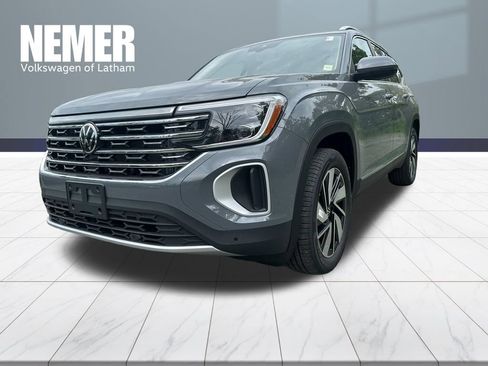 New 2026 Volkswagen Atlas SEL AWD/4WD image 1