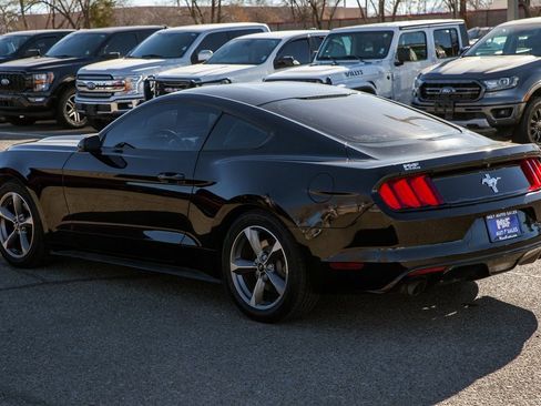 Used 2015 Ford Mustang Coupe image 7