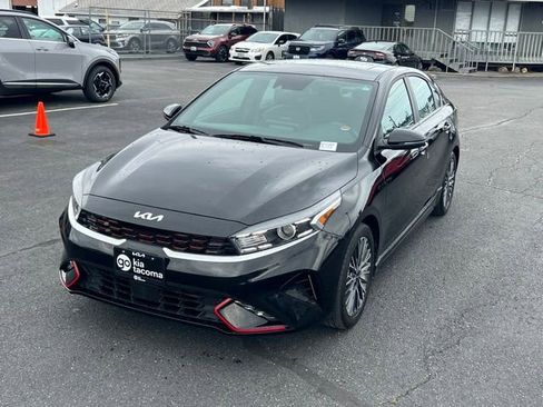 Certified 2024 Kia Forte GT-Line w/ GT-Line Premium Package FWD image 3