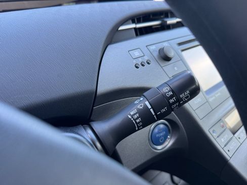 Used 2012 Toyota Prius Three FWD image 16