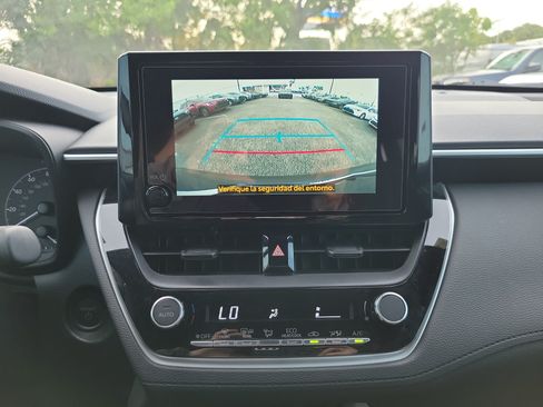 Used 2024 Toyota Corolla Cross AWD Hybrid image 27