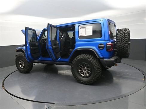 Used 2025 Jeep Wrangler Unlimited Rubicon 392 image 29