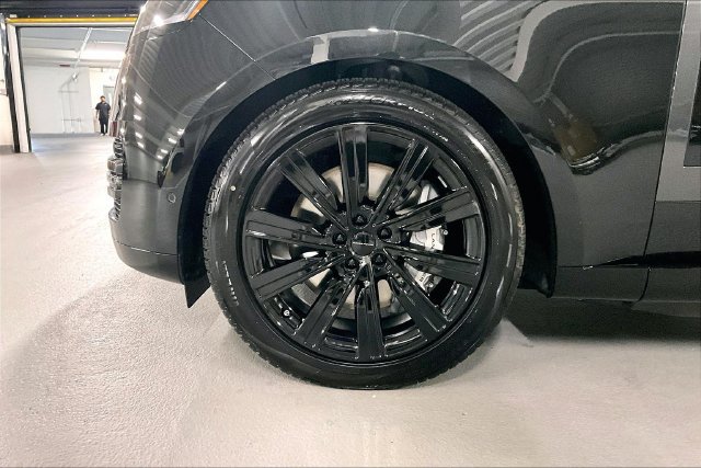 New 2026 Land Rover Range Rover SE AWD/4WD image 10