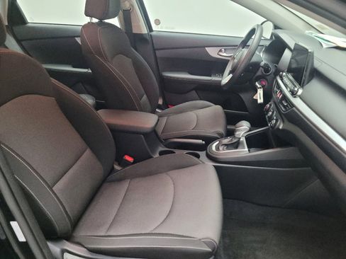 Used 2024 Kia Forte LXS image 21