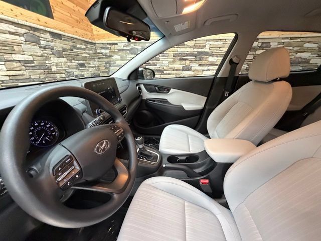 Certified 2023 Hyundai Kona SEL AWD/4WD image 13