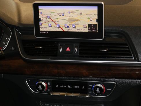 Used 2018 Audi Q5 2.0T Premium AWD/4WD image 55