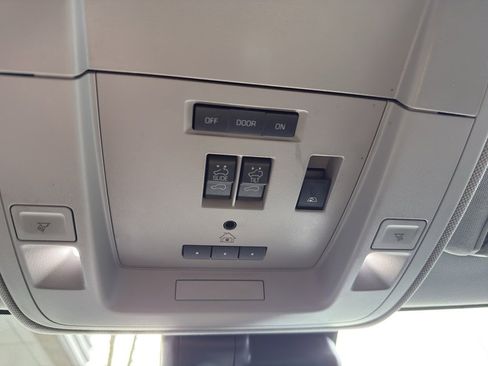 Used 2019 GMC Sierra 3500 Denali image 33