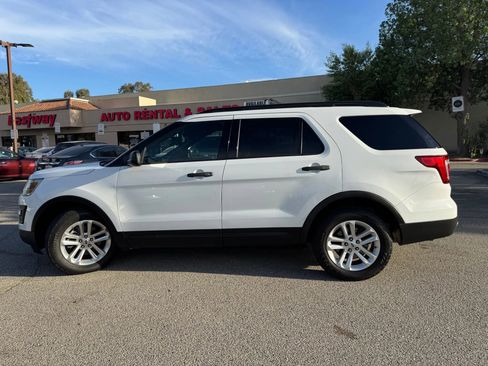 Used 2017 Ford Explorer FWD image 6