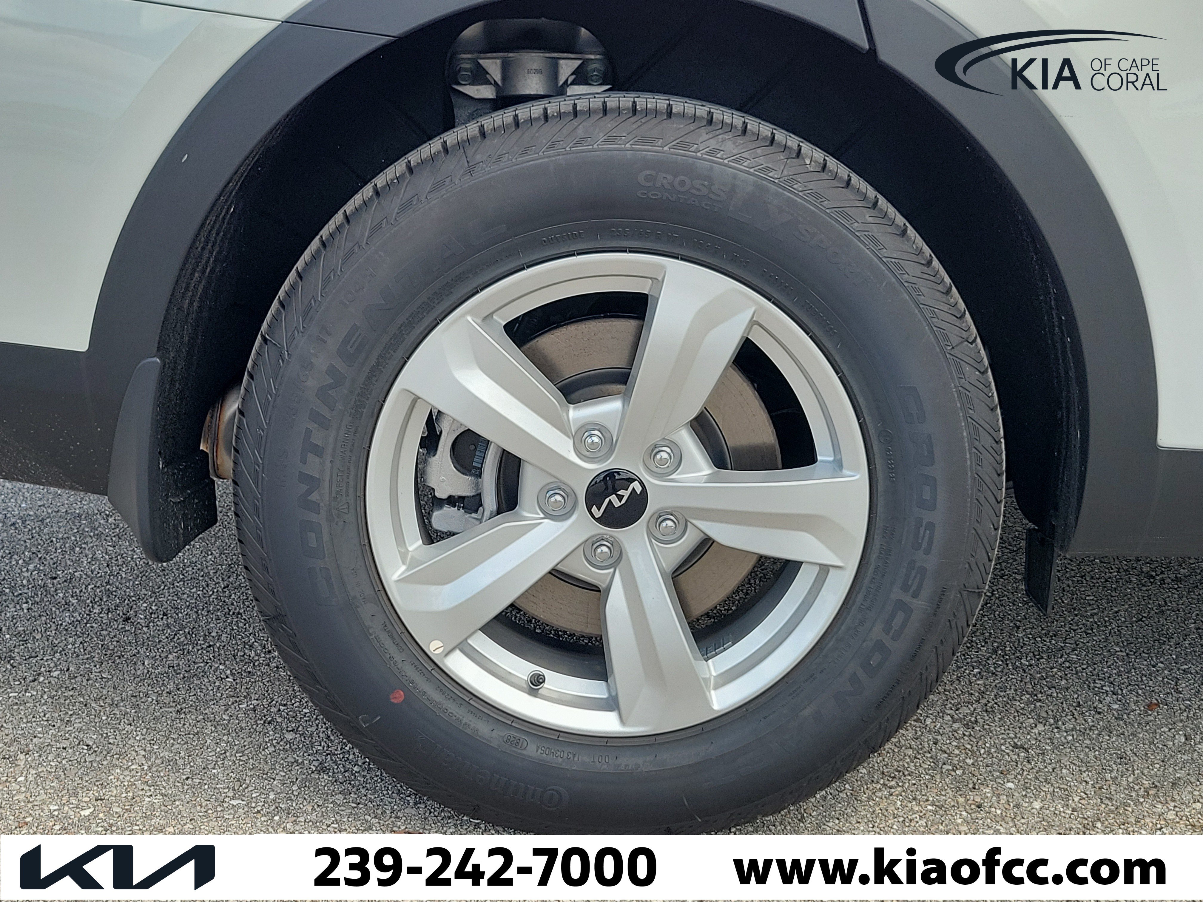 New 2026 Kia Sorento LX FWD image 9