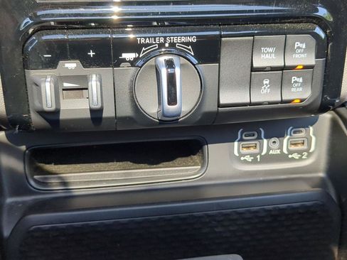 Used 2023 RAM 1500 Big Horn AWD/4WD image 21