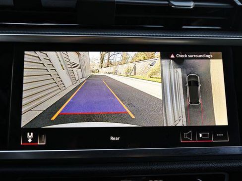 Certified 2025 Audi Q3 2.0T Premium Plus image 37