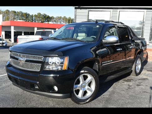 Used 2009 Chevrolet Avalanche LTZ image 1