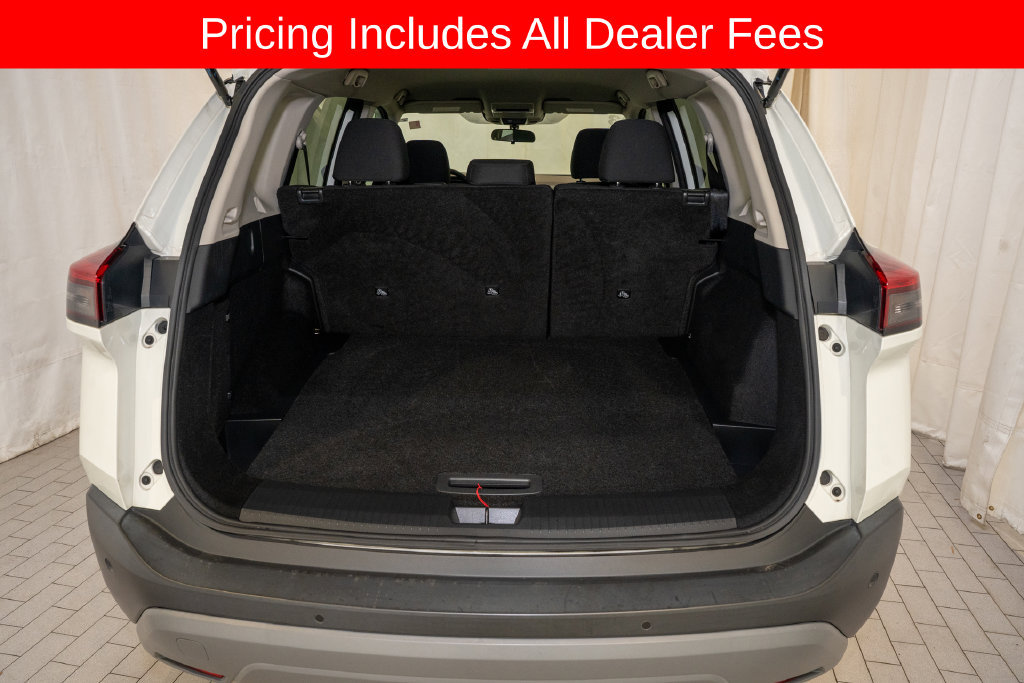 Used 2023 Nissan Rogue S FWD image 5