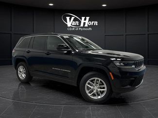 New 2025 Jeep Grand Cherokee Laredo X w/ Trailer Tow Package video 1