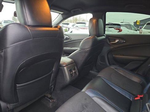 Used 2016 Chrysler 200 S w/ Comfort Group image 10
