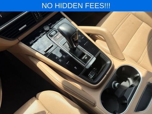 Used 2022 Porsche Cayenne Platinum Edition AWD/4WD image 23