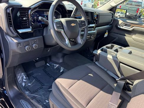 New 2026 Chevrolet Silverado 1500 LT w/ Safety Package RWD image 15