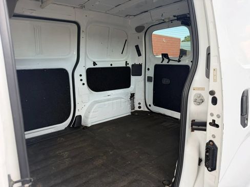 Used 2014 Nissan NV200 SV w/ Technology Package FWD image 15