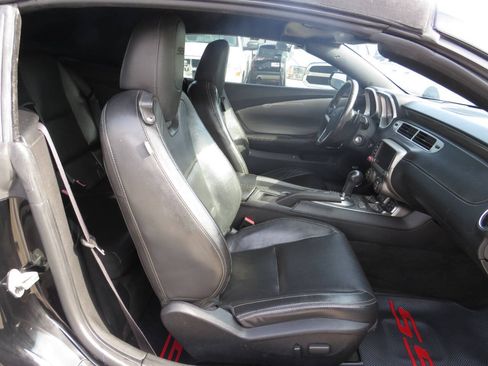 Used 2013 Chevrolet Camaro SS w/ RS Package RWD image 19