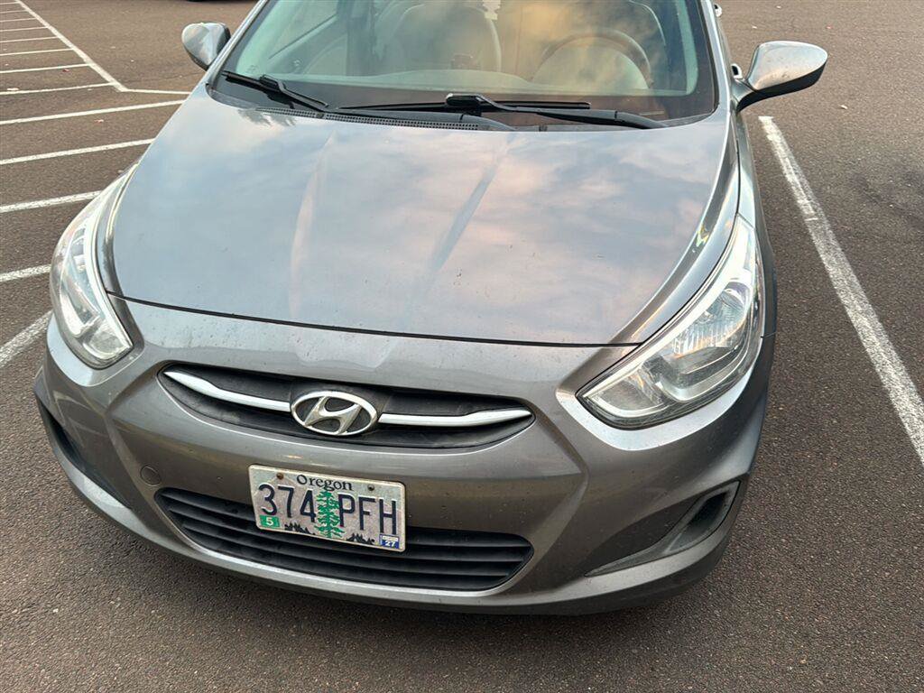 Used 2017 Hyundai Accent SE FWD image 1