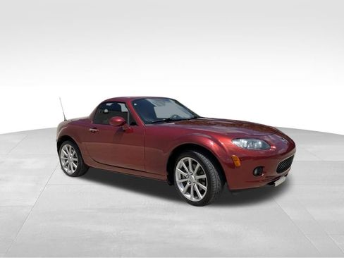 Used 2008 MAZDA MX-5 Miata Grand Touring RWD image 3