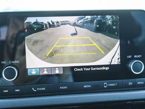 Used 2023 Honda Civic Sport image 25