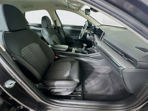 Used 2025 Kia K5 LXS image 31