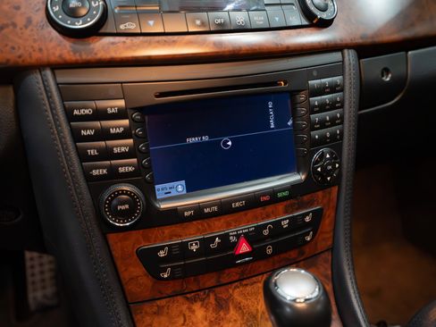 Used 2006 Mercedes-Benz CLS 55 AMG image 17