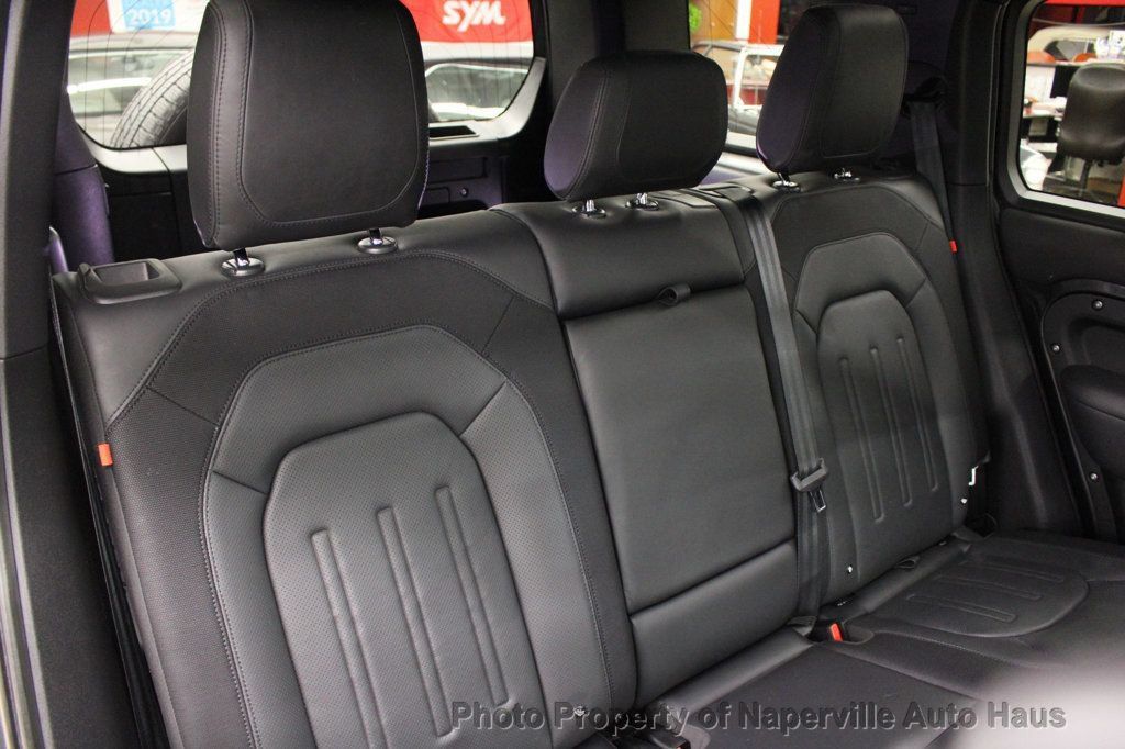 Used 2022 Land Rover Defender 110 X-Dynamic HSE AWD/4WD image 36