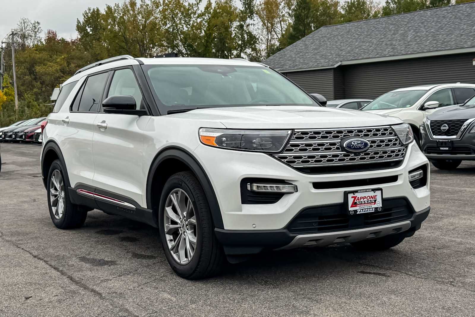 Used 2022 Ford Explorer Limited w/ Equipment Group 301A AWD/4WD image 1