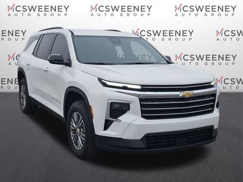 New 2026 Chevrolet Traverse LT image 7