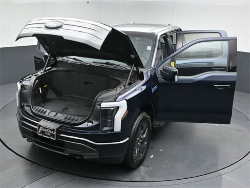 Used 2024 Ford F150 Lightning Lariat image 56