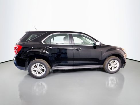 Used 2017 Chevrolet Equinox LS image 11