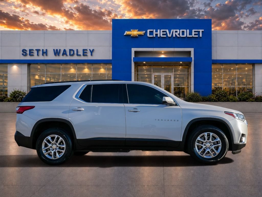 Used 2021 Chevrolet Traverse LT FWD image 8