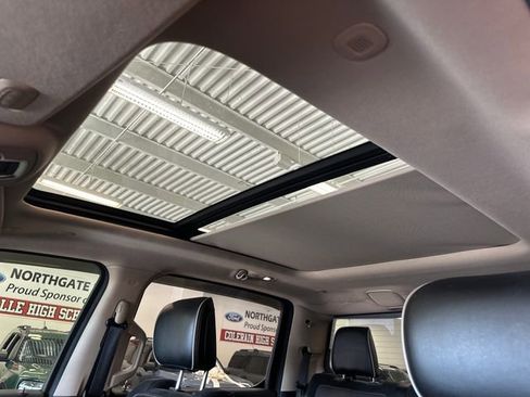 Used 2019 RAM 1500 Laramie AWD/4WD image 4