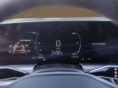 Certified 2024 Cadillac Lyriq Luxury image 10