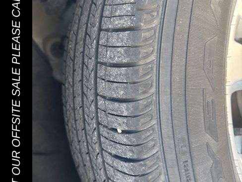 Used 2020 Buick Enclave Essence w/ Trailering Package, 5000 lbs. image 11