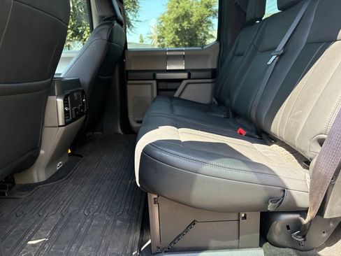 Used 2022 Ford F250 XLT w/ XLT Premium Package AWD/4WD image 10