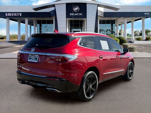 Used 2023 Buick Enclave Essence w/ Sport Touring Edition AWD/4WD image 3