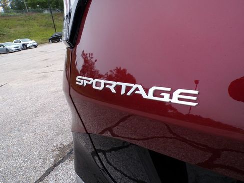 Used 2023 Kia Sportage SX FWD image 14