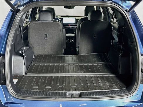 Certified 2025 Kia Sorento SX Prestige AWD/4WD image 23