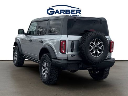 Used 2024 Ford Bronco Badlands image 3