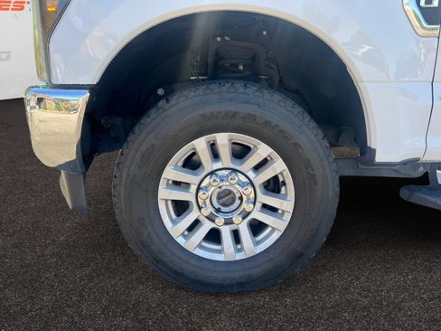 Used 2019 Ford F250 XLT image 14