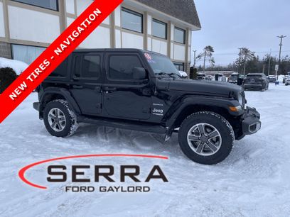 Used 2018 Jeep Wrangler Unlimited Sahara w/ Uconnect 4C Nav & Sound Group
