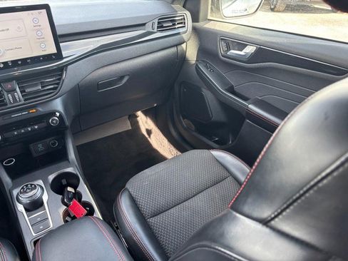 Used 2023 Ford Escape ST-Line w/ Tech Pack #1 image 16