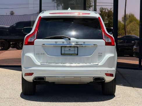 Used 2017 Volvo XC60 T5 Inscription w/ Preferred Option Package AWD/4WD image 9