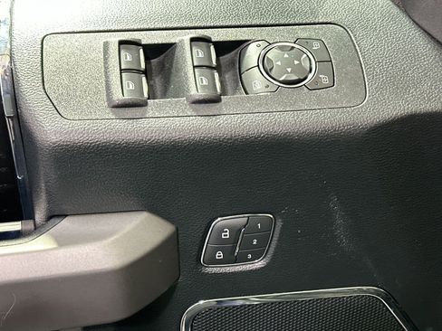 Used 2019 Ford F150 Platinum w/ Equipment Group 701A Luxury image 13