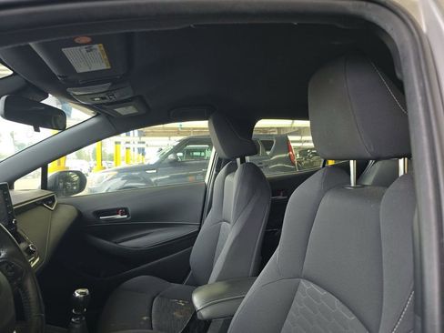 Used 2019 Toyota Corolla SE w/ Carpet Mat Package image 11