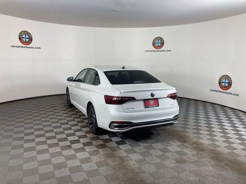 Used 2024 Volkswagen Jetta SEL image 21